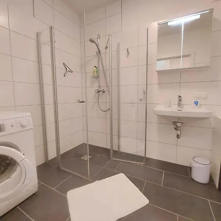 Appartamento In 42010