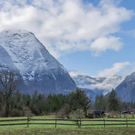 Appartamento In 42010 *